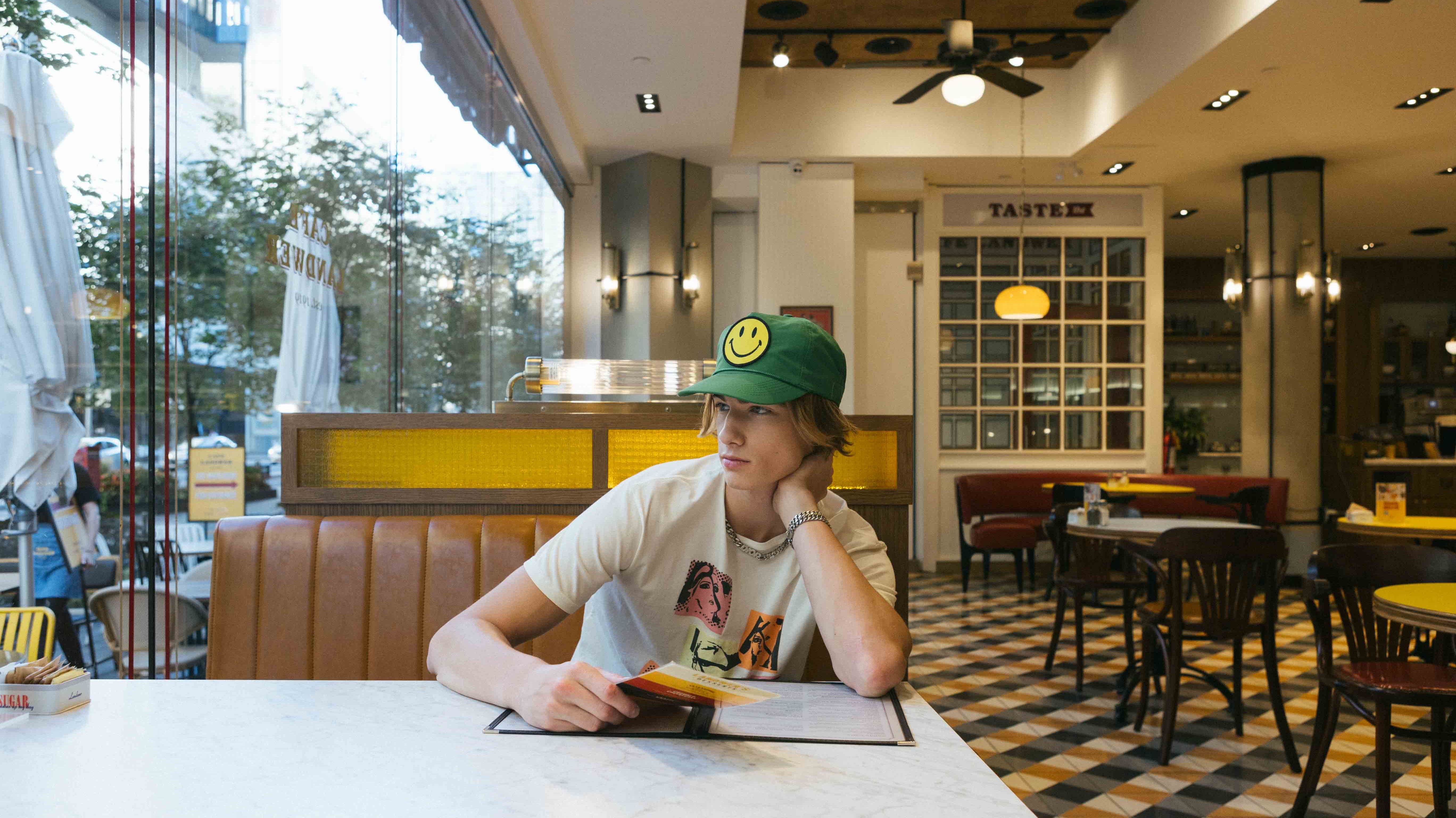 Retro Brand x Cafe Landwer