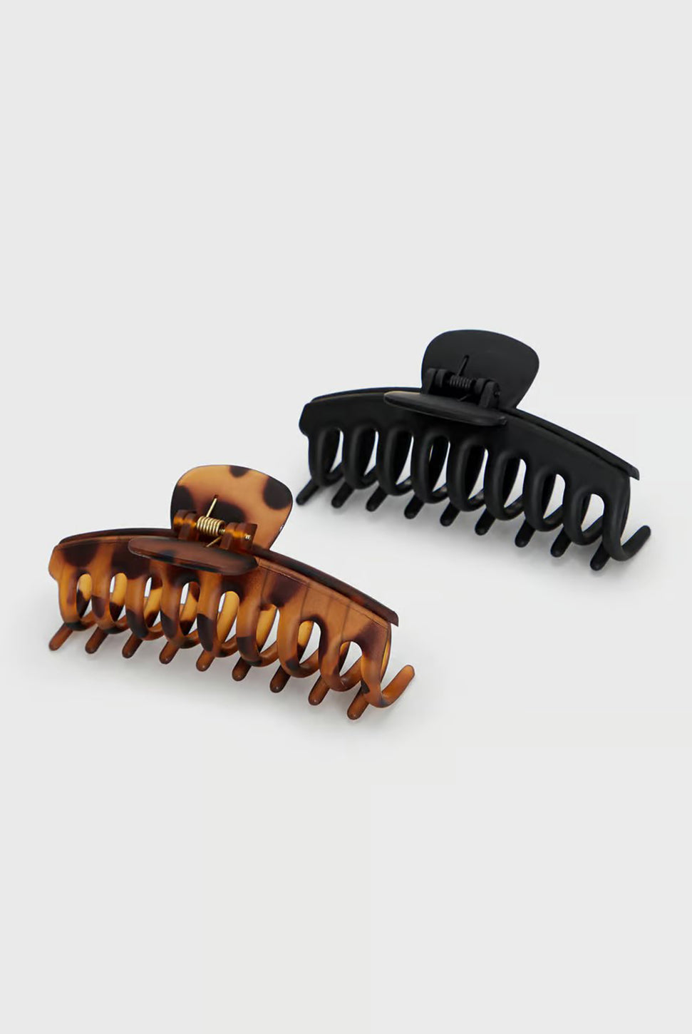 Oversized Matt Claw Clips - Black Tort-KITSCH-Over the Rainbow