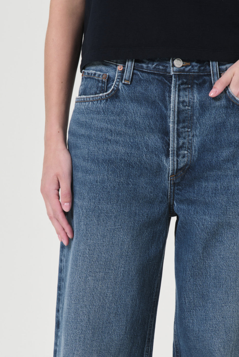 Low Slung Baggy Jean - Essence-AGOLDE-Over the Rainbow