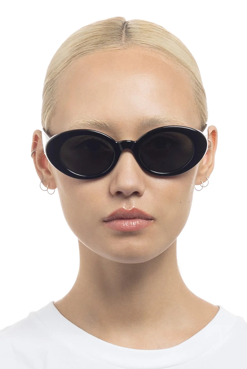 Nouveau Vie Sunglasses - Black-LE SPECS-Over the Rainbow
