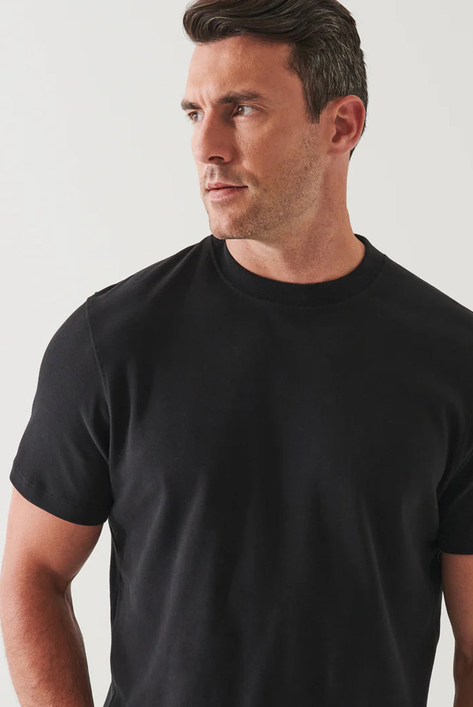 Pima Stretch Brushed T-Shirt - Black-Patrick Assaraf-Over the Rainbow