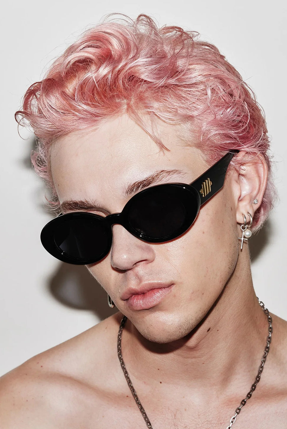 Nouveau Vie Sunglasses - Black-LE SPECS-Over the Rainbow