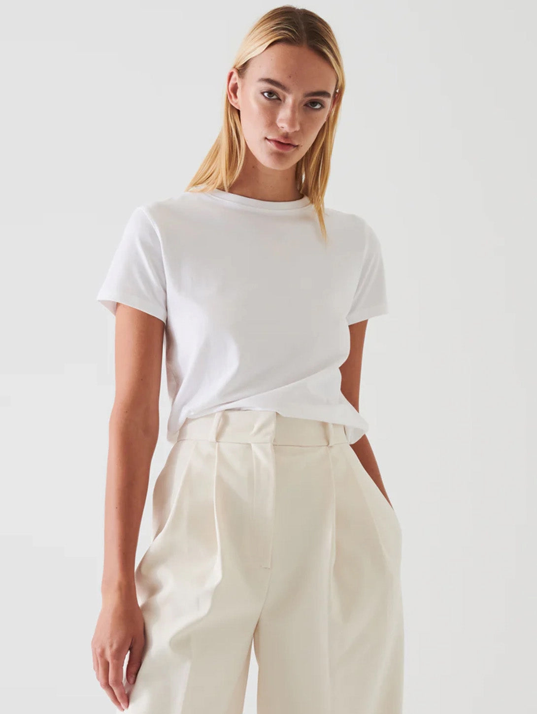 Short Sleeve Crew Tee - White-Patrick Assaraf-Over the Rainbow