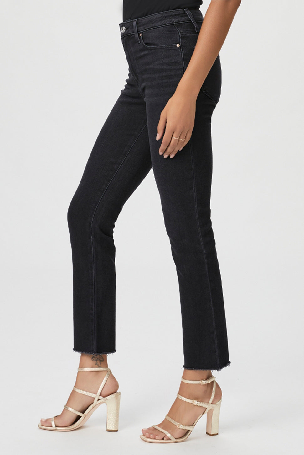 Cindy Jean - Black Lotus-Paige-Over the Rainbow