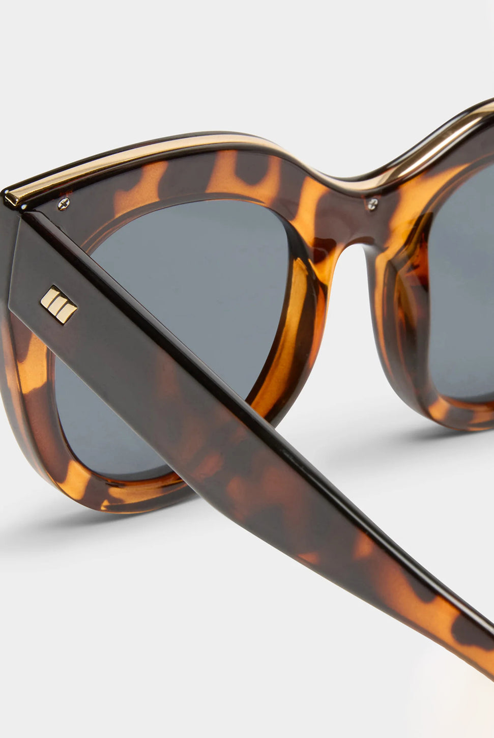 Air Heart Sunglasses - Tort-LE SPECS-Over the Rainbow