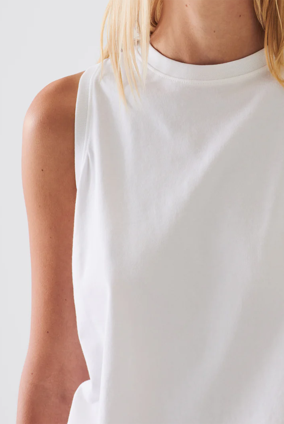 Boyfriend Tank Top-Patrick Assaraf-Over the Rainbow