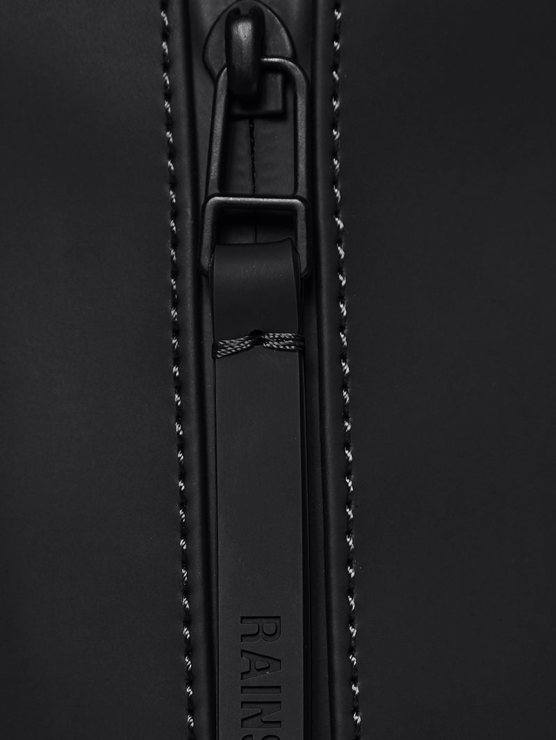 Wash Bag Small - Black-Rains-Over the Rainbow
