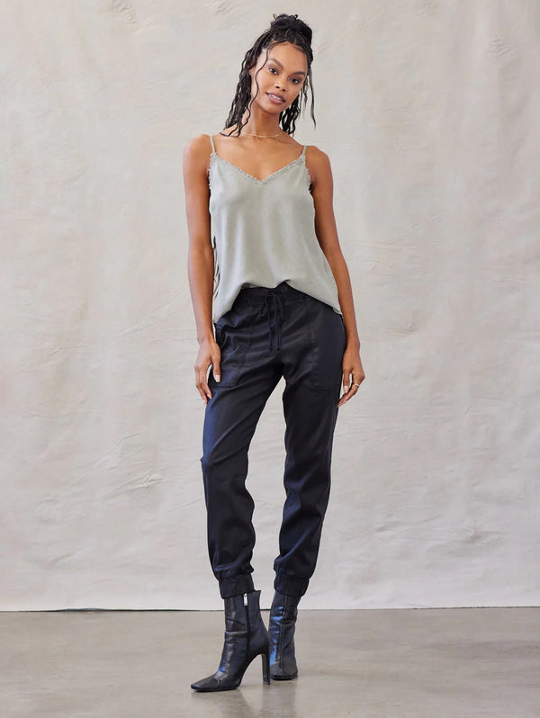 Coated Pocket Jogger - Black-Bella Dahl-Over the Rainbow