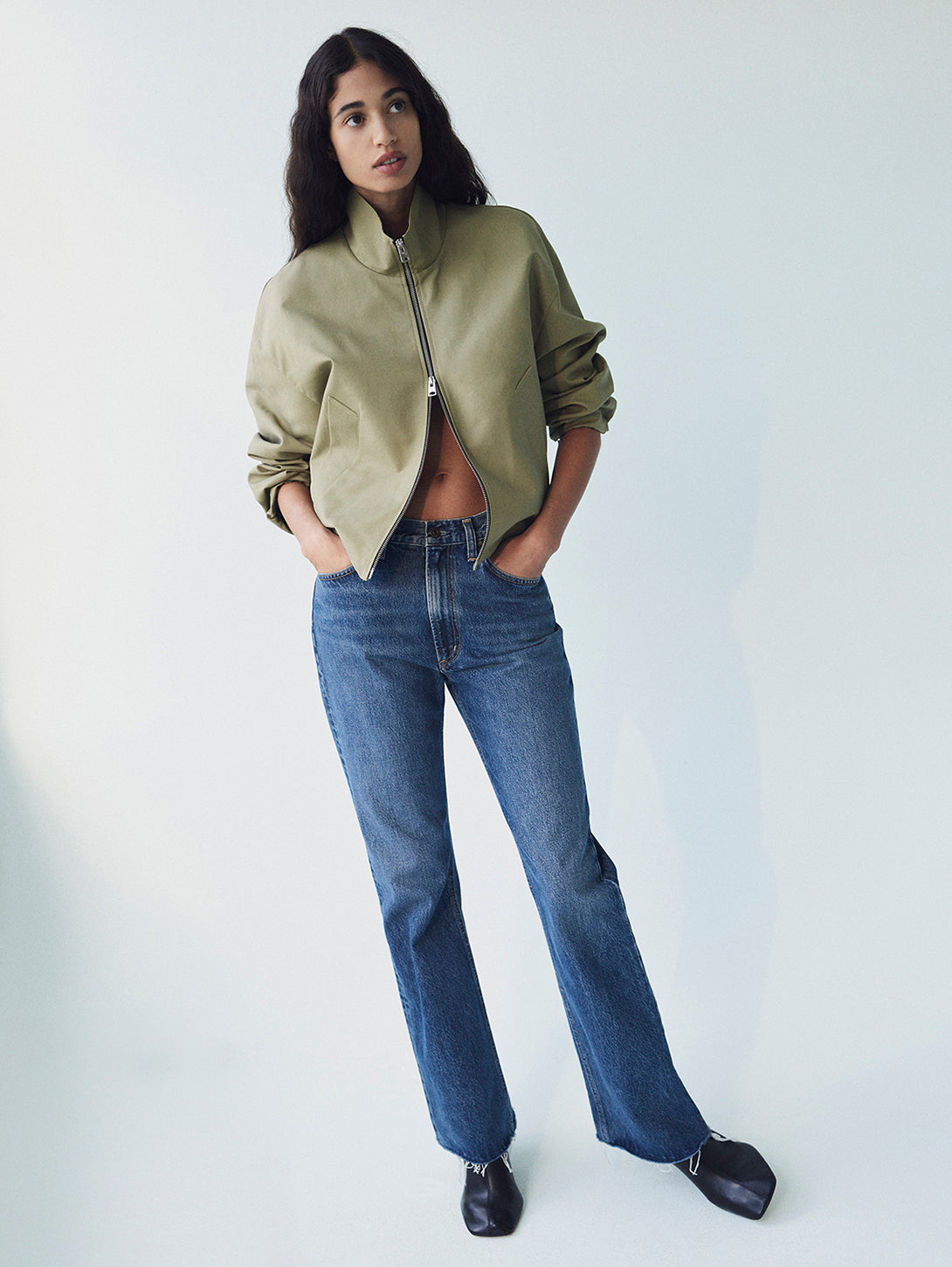 AGOLDE | Leena Baby Flare Jean - Placebo | Over The Rainbow AGOLDE | Leena Baby Flare Jean - Placebo | Over The Rainbow