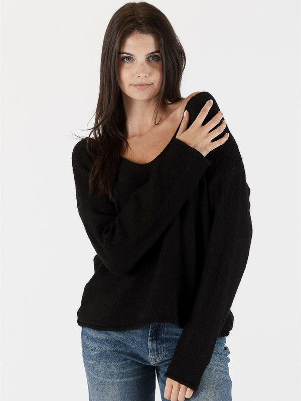 Luna V-neck Sweater - Black-LYLA+LUXE-Over the Rainbow