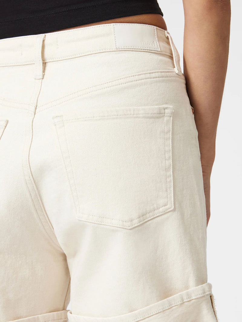 Heidi Long Cuffed Short - Ecru 90's