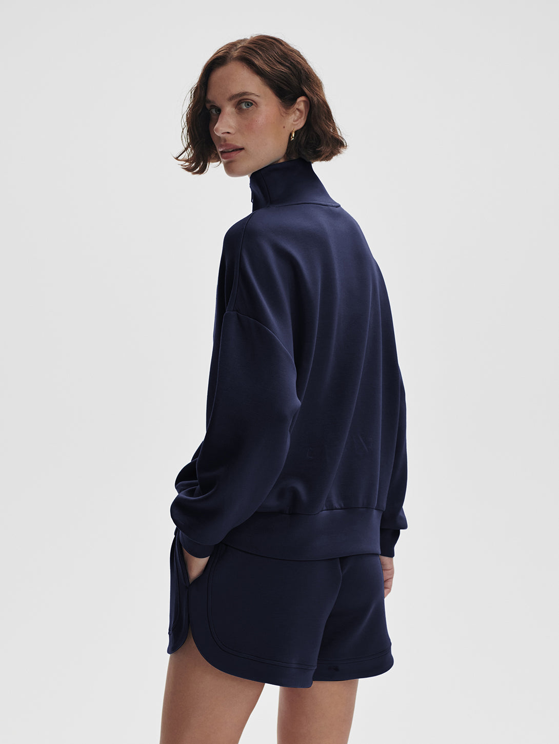 VARLEY | Hawley Half Zip Sweatshirt - Navy | Over The Rainbow